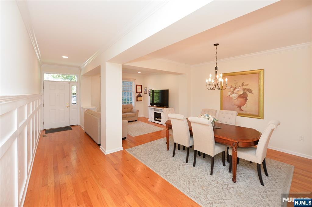 90 Summer Hill Road 90
