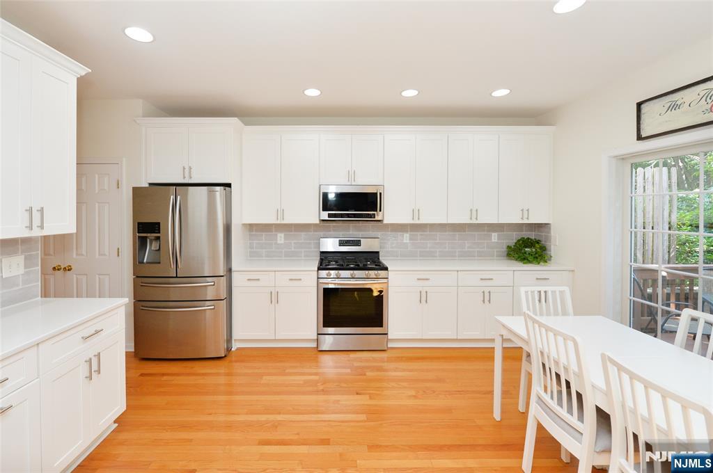 90 Summer Hill Road 90