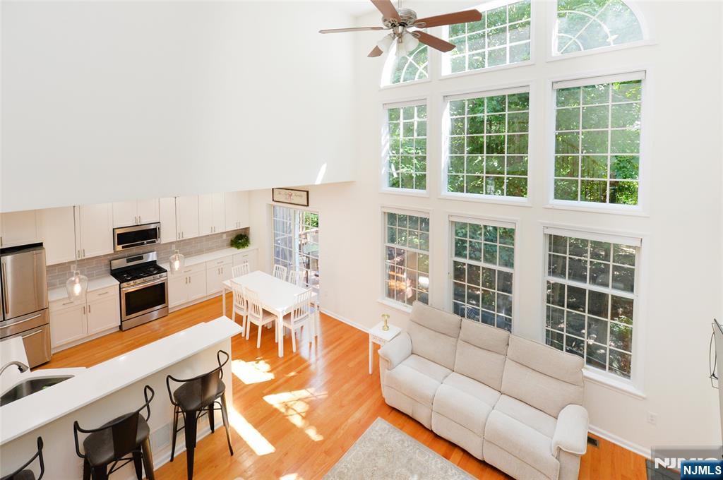 90 Summer Hill Road 90