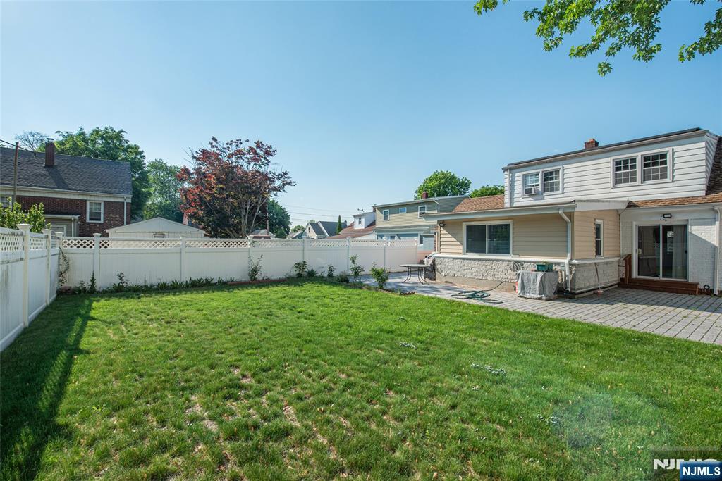 42 Spring Valley Avenue