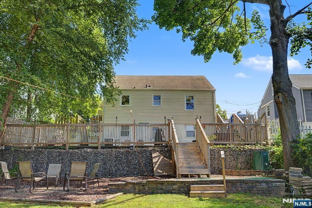 114 Warhol Avenue