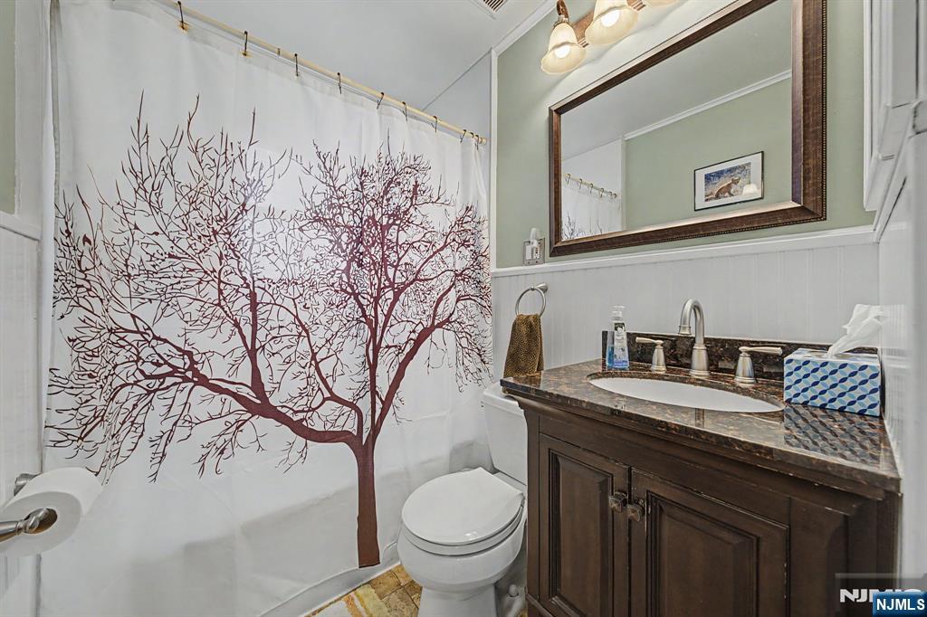114 Warhol Avenue
