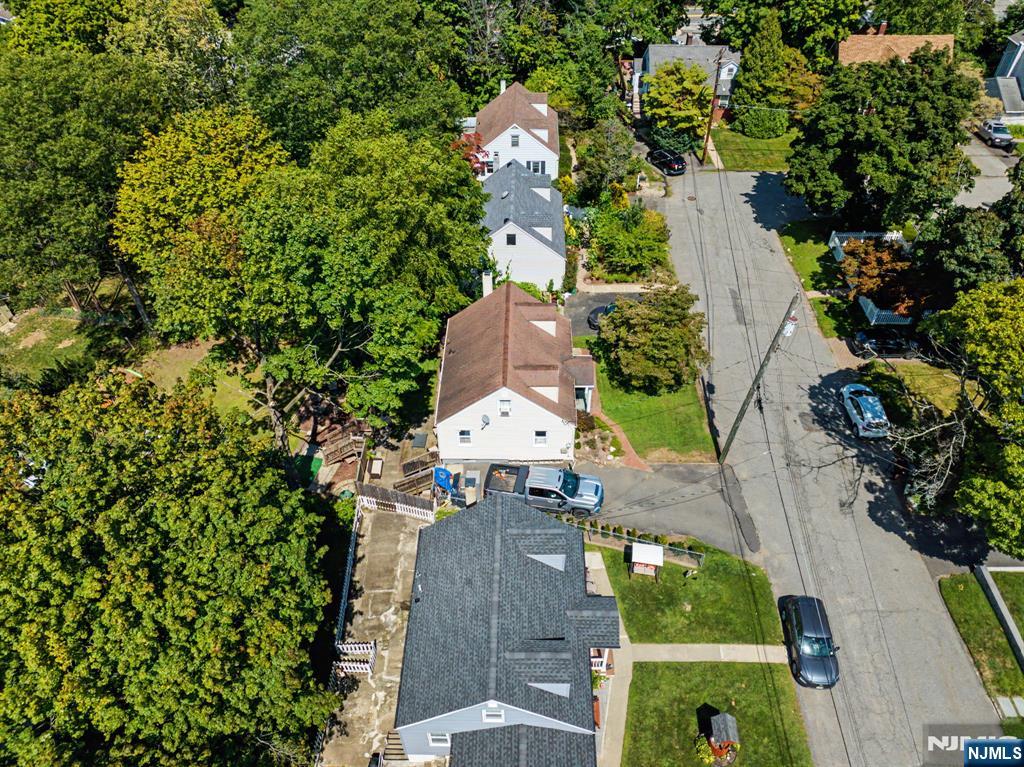 114 Warhol Avenue