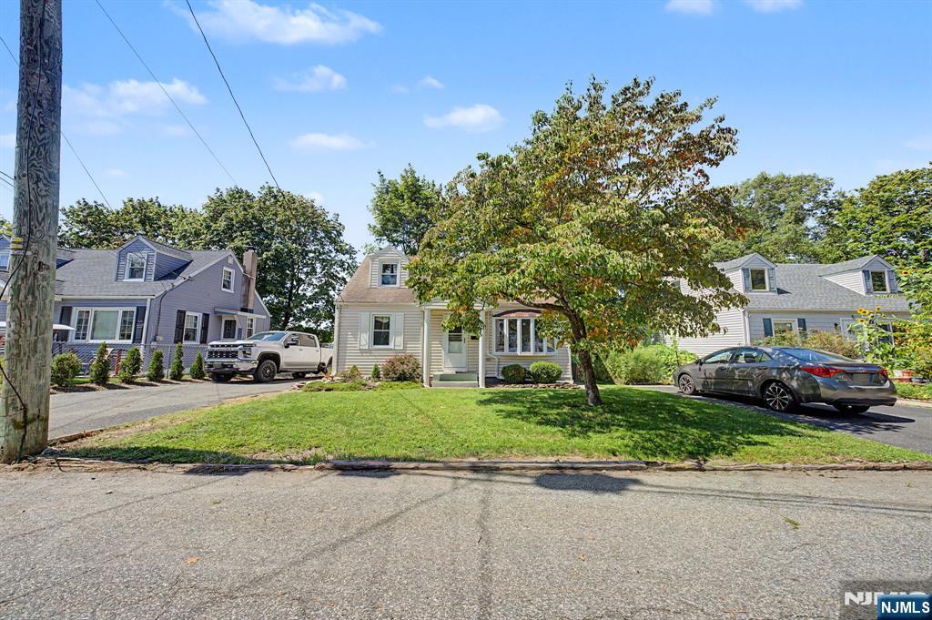 114 Warhol Avenue