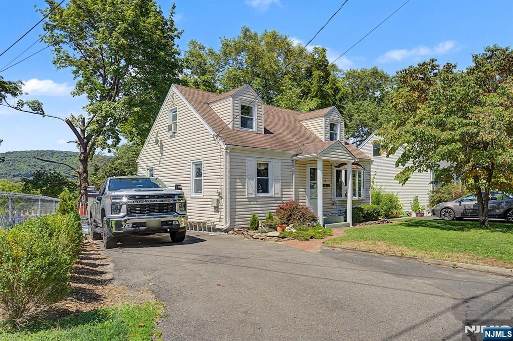 114 Warhol Avenue