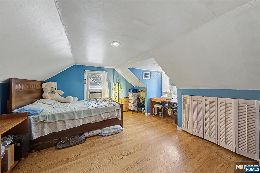 114 Warhol Avenue