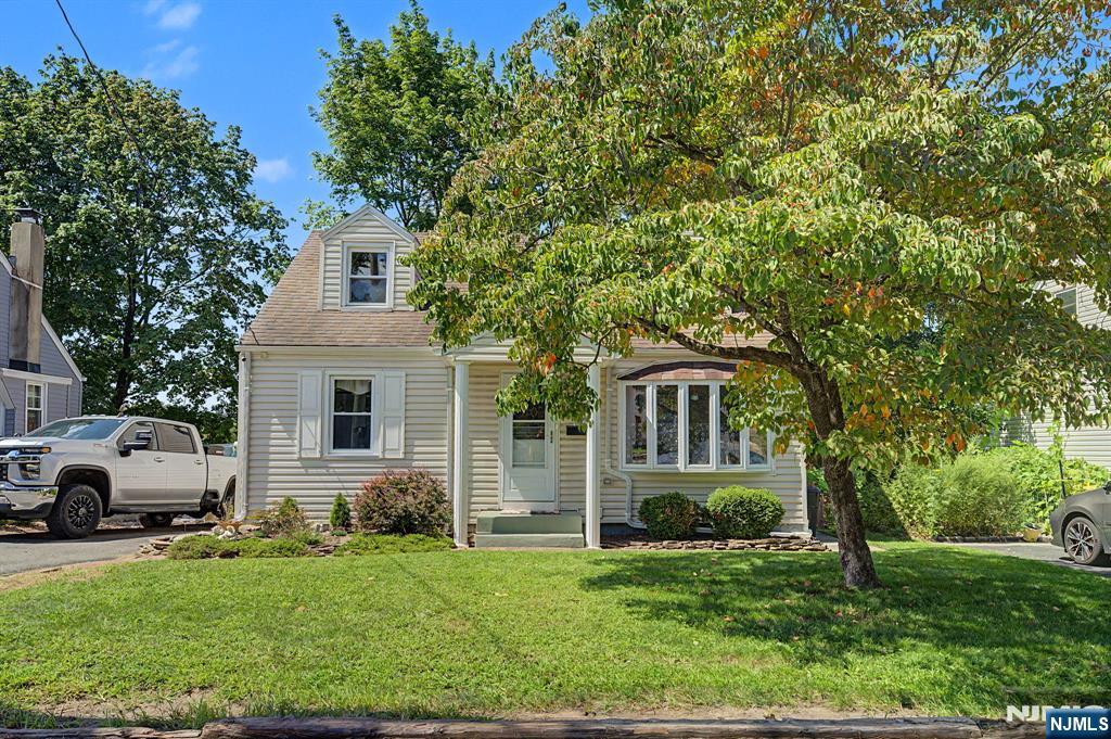 114 Warhol Avenue