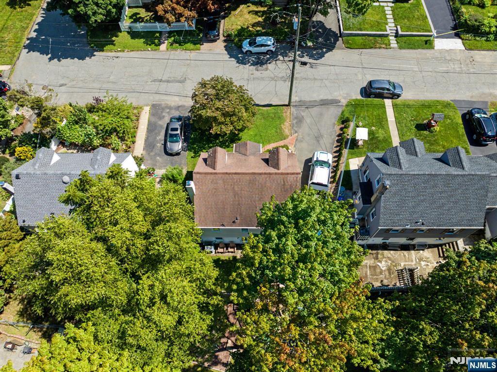 114 Warhol Avenue