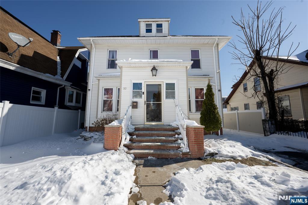 32 Newfield Street