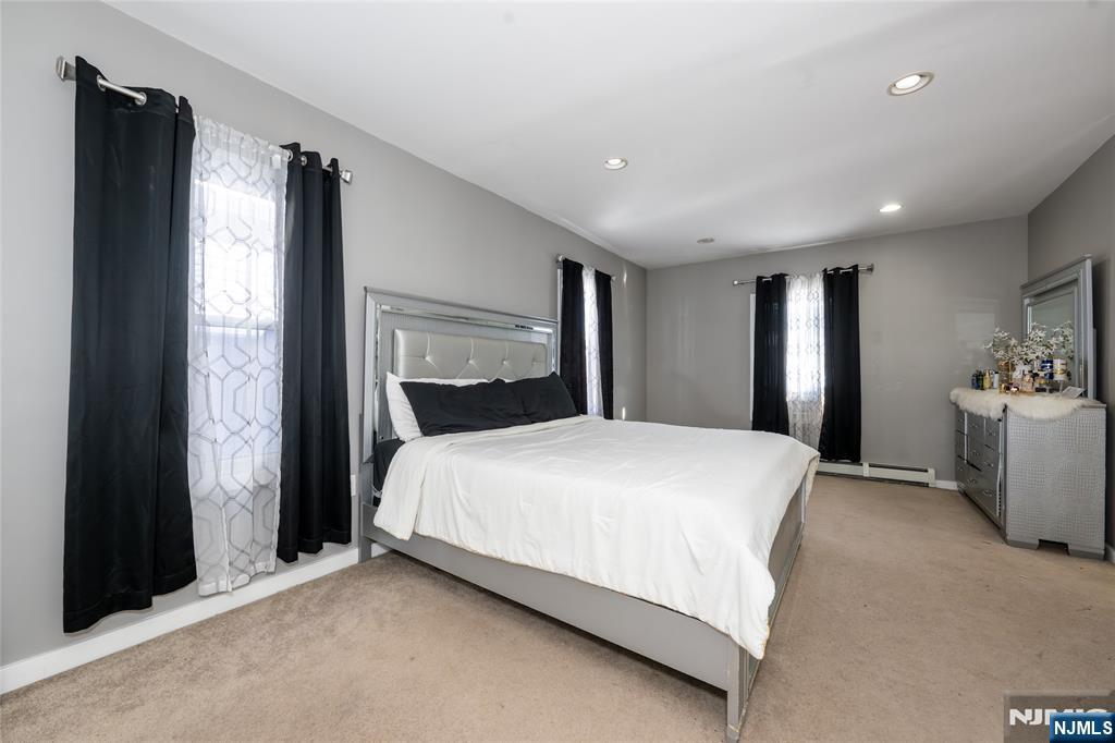 32 Newfield Street