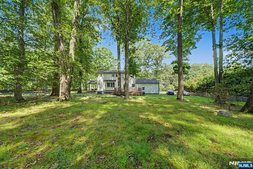 61 Heatherhill Lane