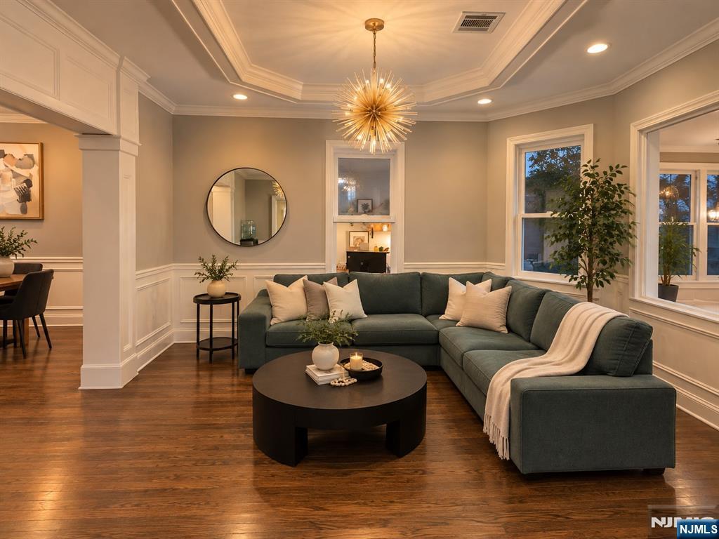 146 Poplar