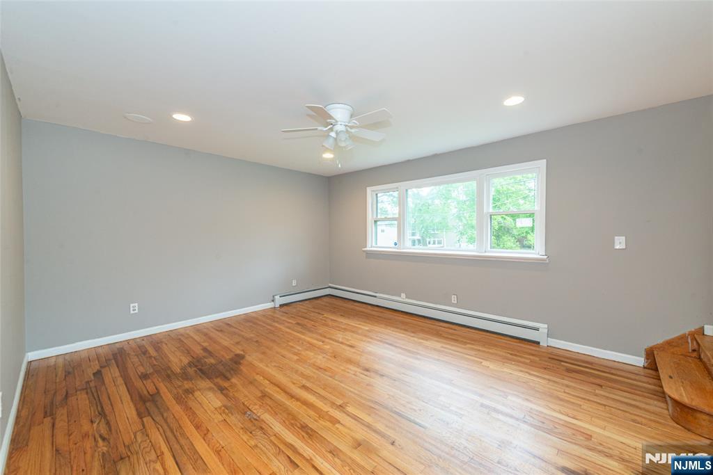 17 Oakwood Avenue