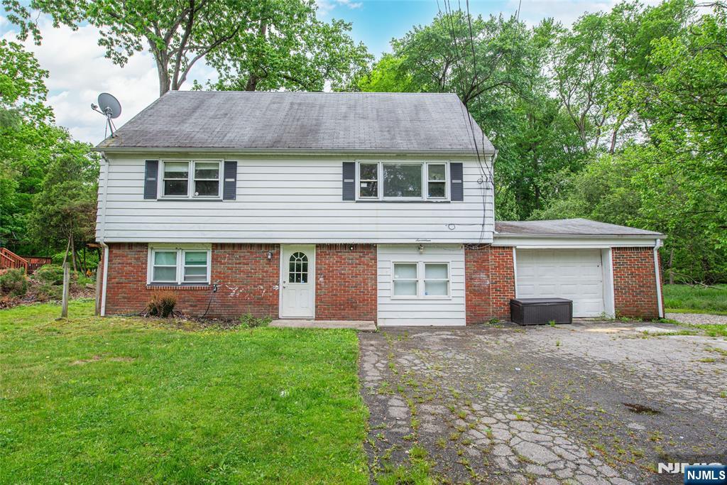 17 Oakwood Avenue