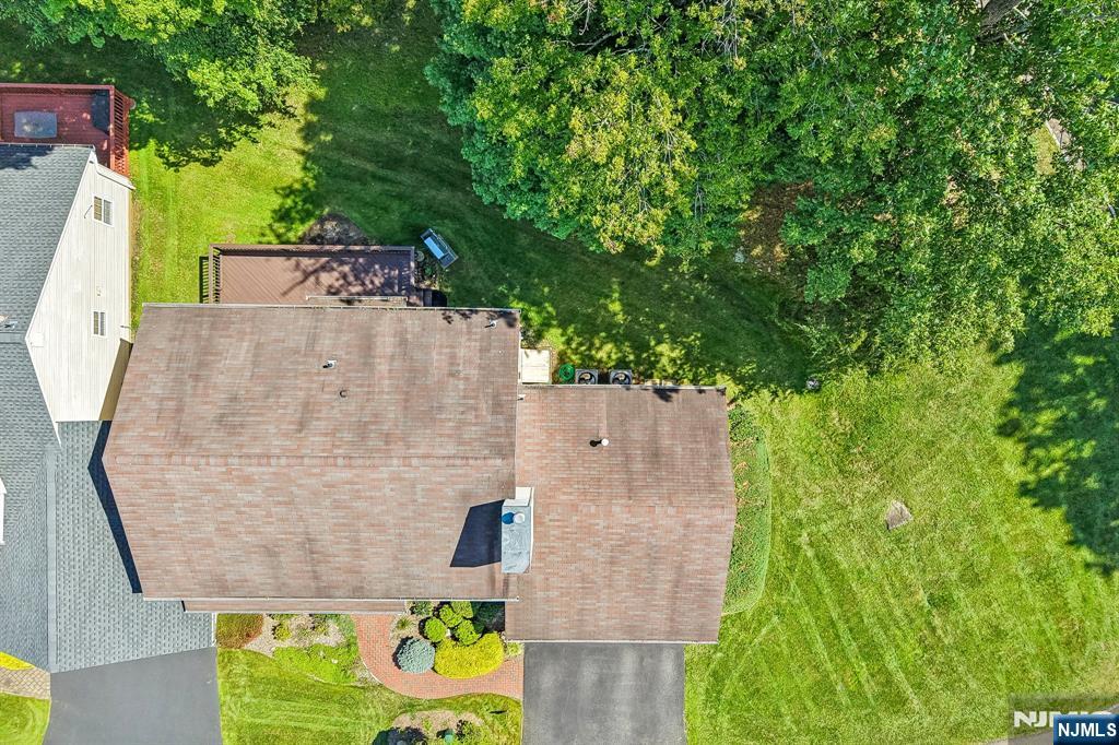 12 Clearwater Drive