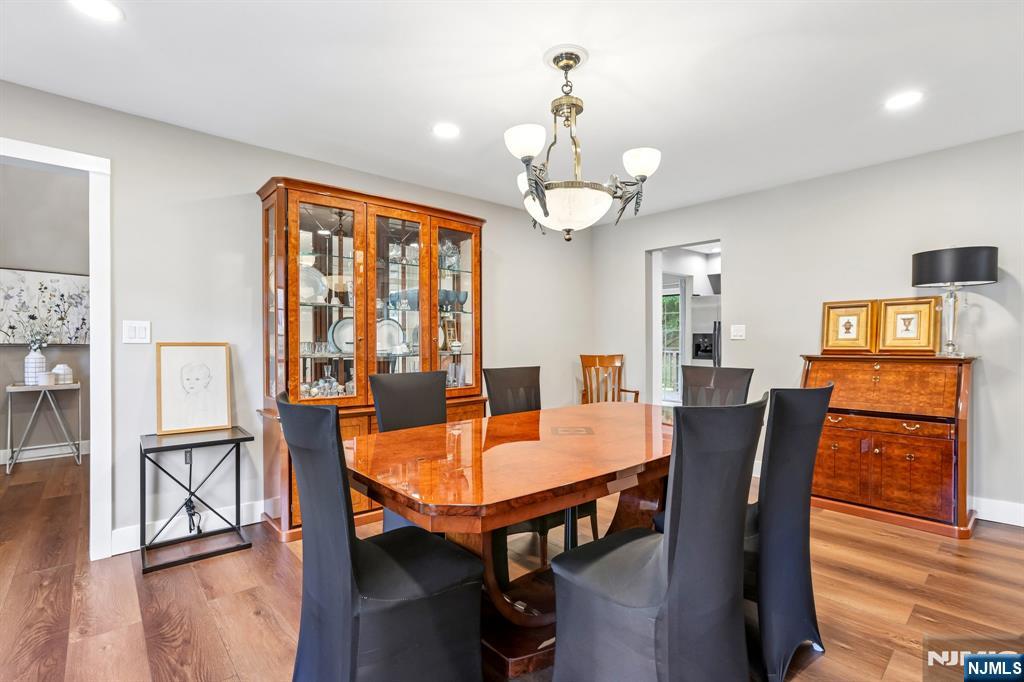 12 Clearwater Drive