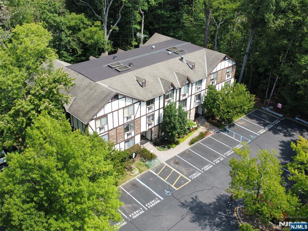 1510 Faulkner Court