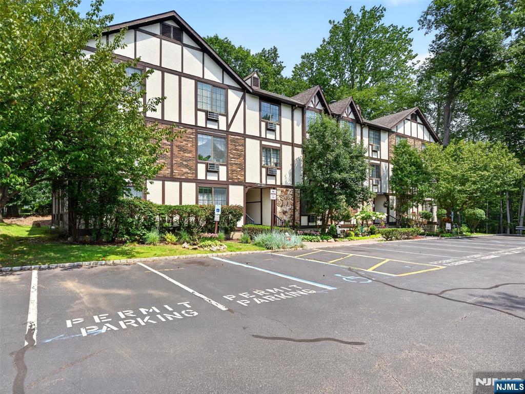 1510 Faulkner Court