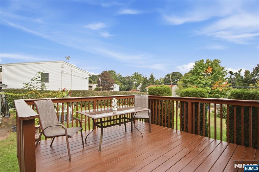 14 Leonard Road