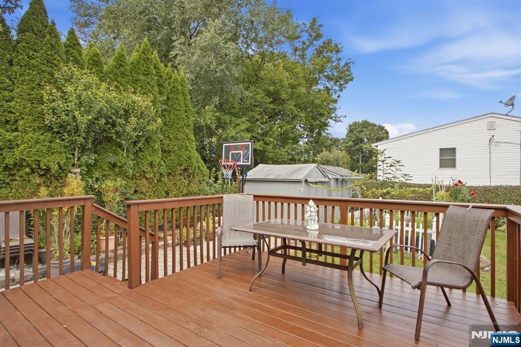14 Leonard Road