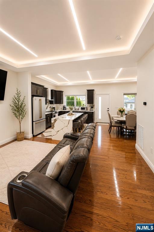 271 Bergen Boulevard