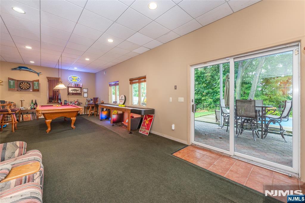 86 Point View Parkway