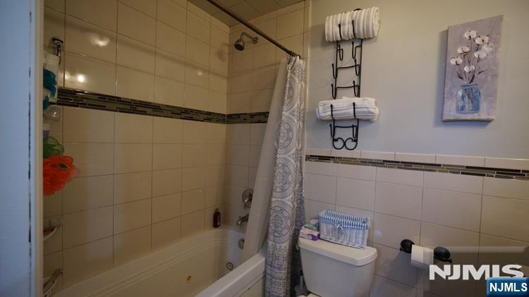 31 Kossuth Street