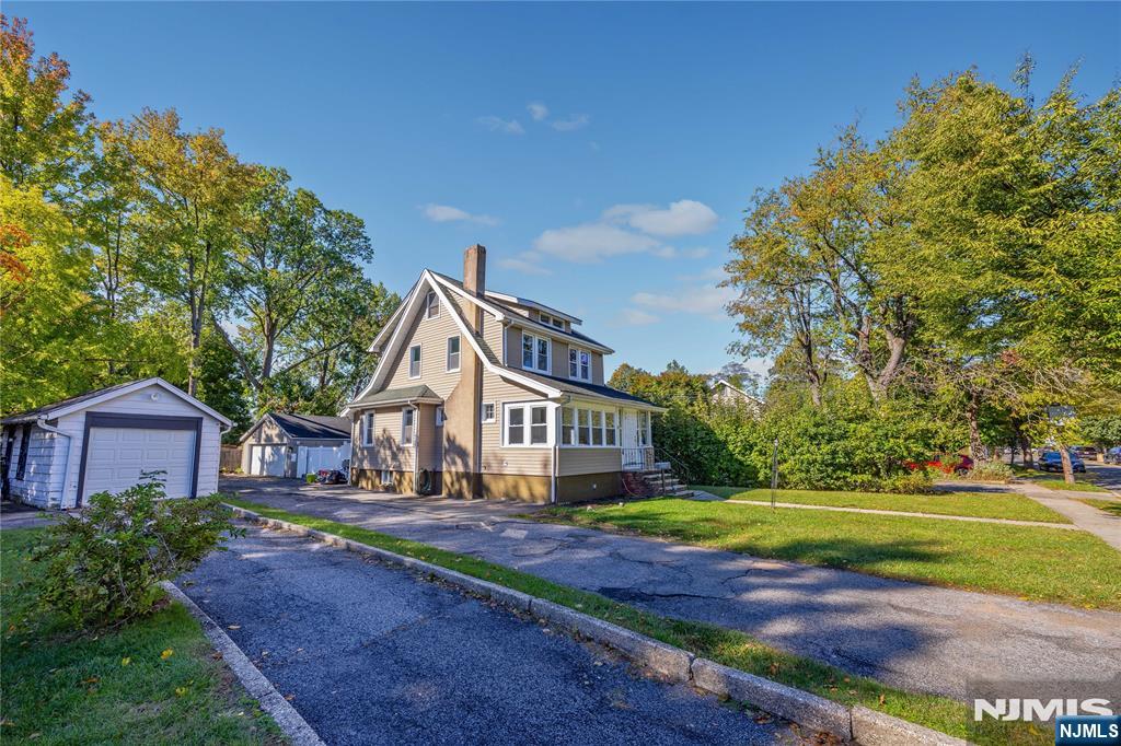 54 Bogert Street