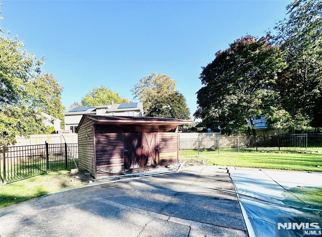 48 Seminole Avenue