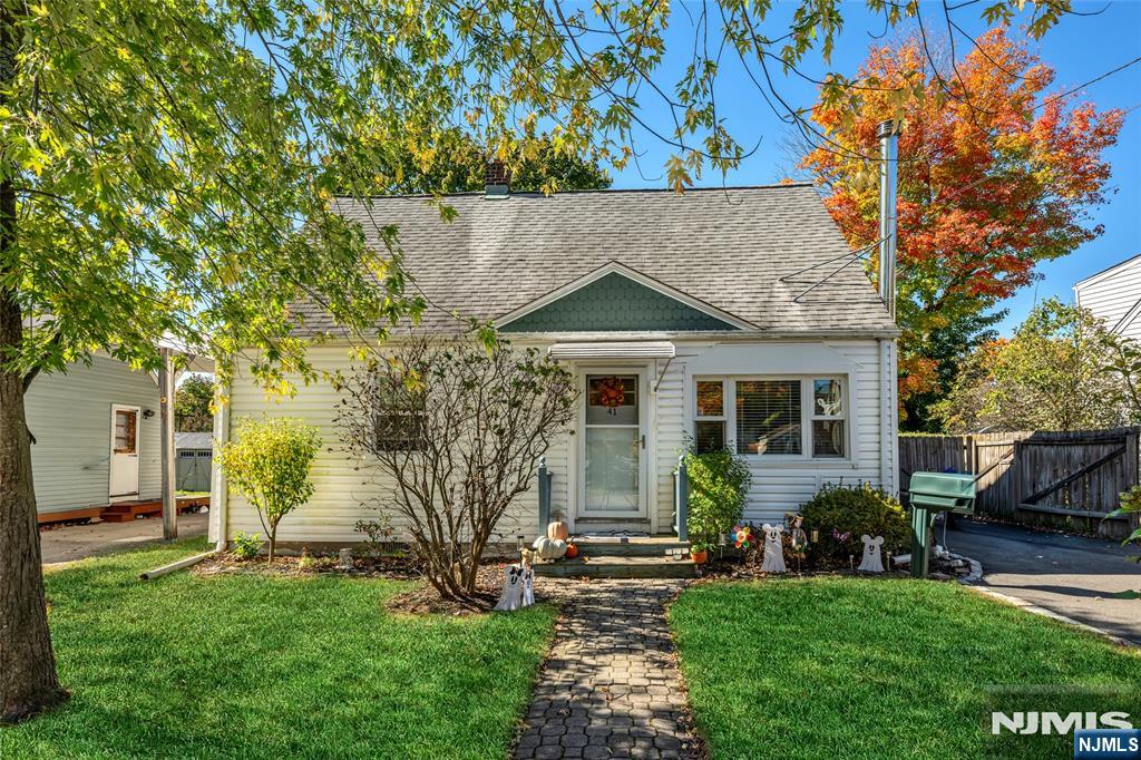 41 Wanaque Avenue
