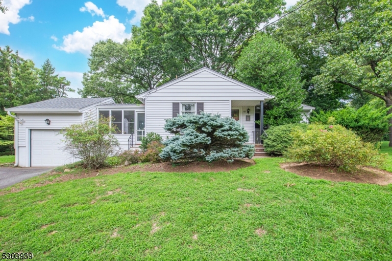 92 Spear St