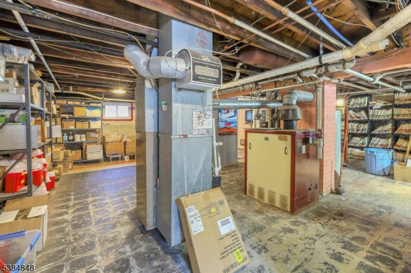 782 Valley Rd