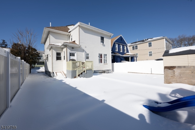 32 Newfield St