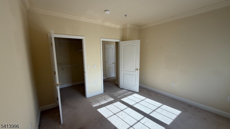 2411 Ramapo Ct