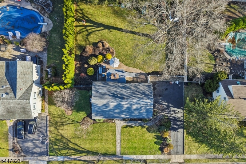 116 Carol Pl