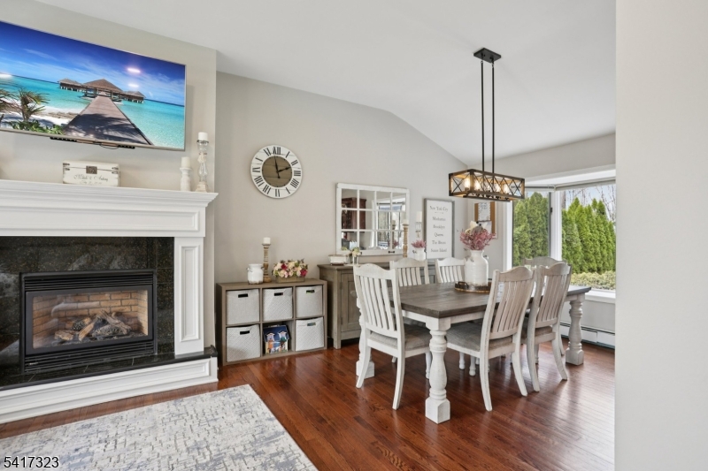 116 Carol Pl