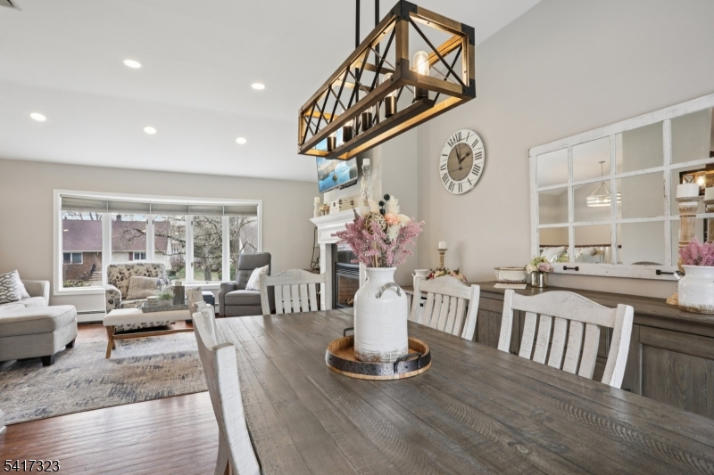 116 Carol Pl