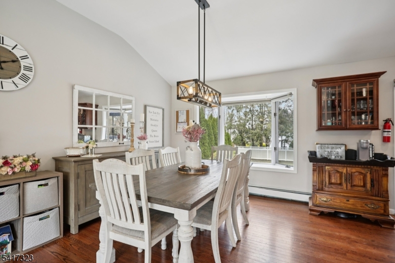 116 Carol Pl