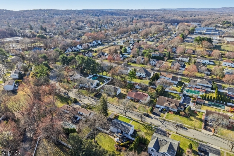 116 Carol Pl