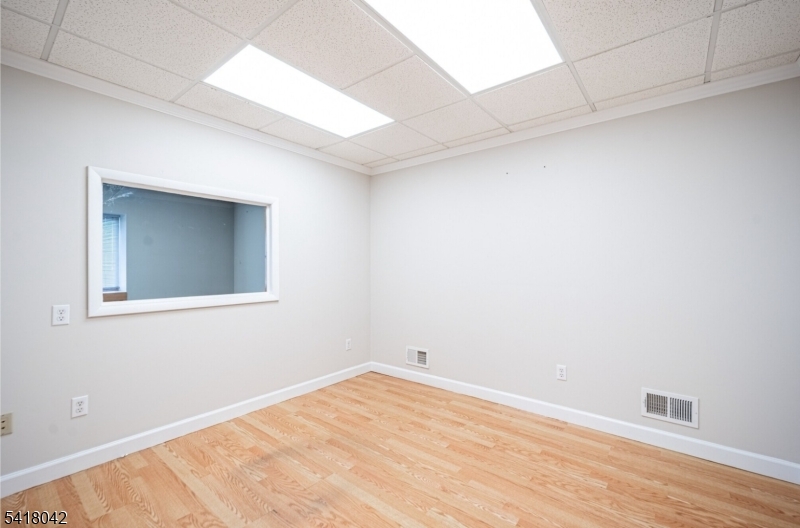 324 Ringwood Ave