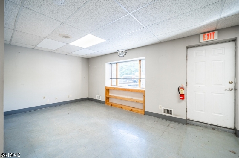 324 Ringwood Ave