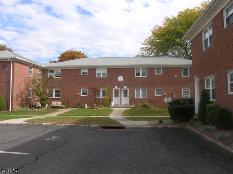 1163B Valley Rd B