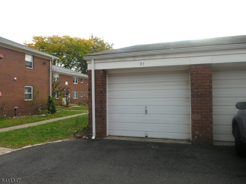 1163B Valley Rd B