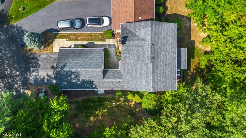8 Tomahawk Dr
