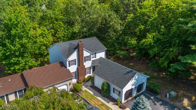 8 Tomahawk Dr