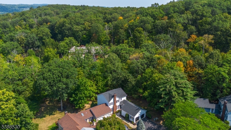 8 Tomahawk Dr