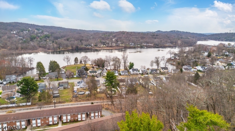 100 Pierson Miller Dr 9