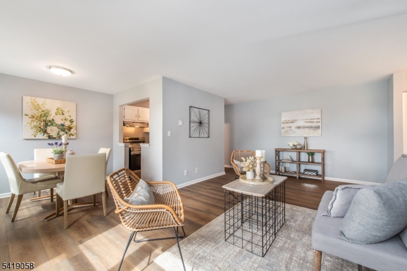 100 Pierson Miller Dr 9