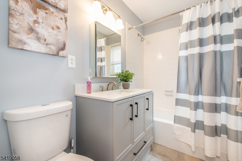 100 Pierson Miller Dr 9