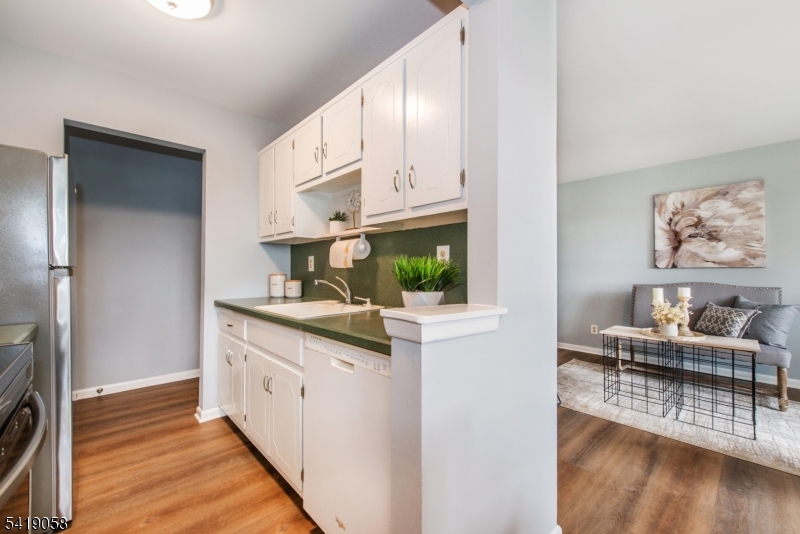100 Pierson Miller Dr 9